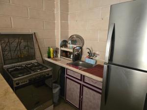 Cucina o angolo cottura di If you love calm this is for you 2 days minimum,air-conditioning FAMILY only please