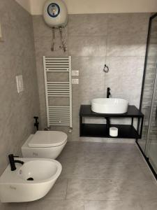 Ένα μπάνιο στο Magioile +12 φωτογραφίες