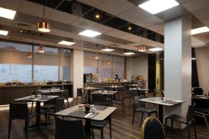 Restaurace v ubytování Boulevard Suites Ferrat