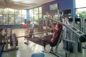 Fitness centrum a/nebo fitness zařízení v ubytování Boulevard Suites Ferrat