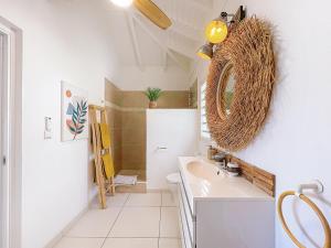 Φωτογραφία από το άλμπουμ του Koala 2 Elegant Studio with Sea View in Anse Marcel σε Anse Marcel  +16 φωτογραφίες