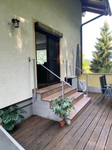 A balcony or terrace at Appartamento Giovanna Rosegg