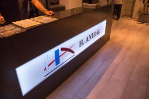 Certyfikat, podpis lub inny dokument wystawiony w obiekcie Hotel Anibal - AB Group