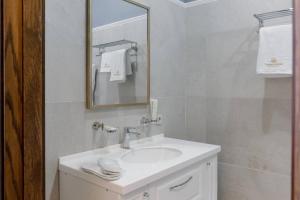 Koupelna v ubytování Tumar Hansa Ethno Hotel Astana