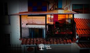 Το κτήριο όπου στεγάζεται  το hostel