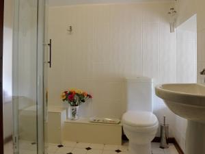 Vannituba majutusasutuses Cherrytree Cottage - 29937 +2 fotot