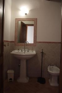 Bathroom sa Il Vallone di Melezzole