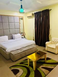 Postel nebo postele na pokoji v ubytování Delano hotel