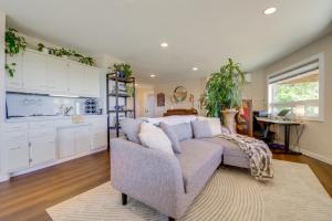 Gallery image of Spacious Deck w/ Ocean View: Puget Sound Gem! in Freeland