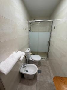 Koupelna v ubytování Vecino de Alcazaba Casa Eco + 18 fotografií