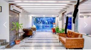 Χώρος καθιστικού στο Siddha Xanadu Studio Apartment # 334 Kolkata +46 φωτογραφίες