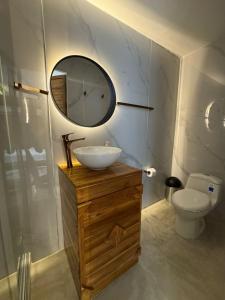 Koupelna v ubytování Habitaciones luxury baru
