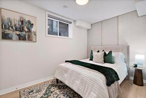 Fotografie z fotogalerie ubytování 4BR Family Escape with BBQ and Parking Only 4 Mins to The Falls v destinaci Niagara Falls + 33 fotografií