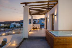 Balkón nebo terasa v ubytování Acro Caldo Suites