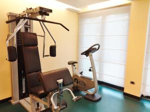 Posilňovňa alebo fitness centrum v ubytovaní Hotel Tiffany Milano