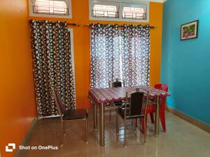 Posezení v ubytování Sajupriya homestay