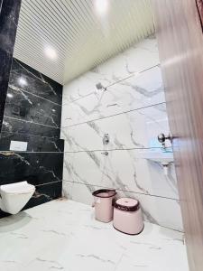 Bilik mandi di Hotel Riddhi Siddhi Ujjain