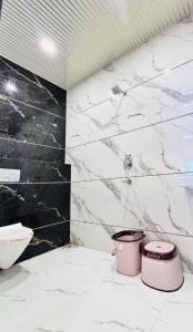 Bilik mandi di Hotel Riddhi Siddhi Ujjain