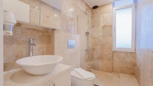 A bathroom at Villa Zeytouna