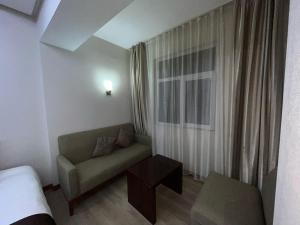 Posezení v ubytování Regardal Hotel