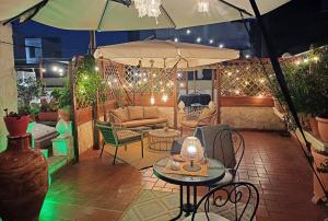 A patio or other outdoor area at Palazzo Pinto B&B