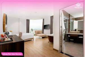Televisyen dan/atau pusat hiburan di Infinity Pink Hotel Riverview
