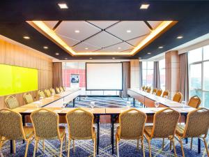 ibis Styles Bekasi Jatibening商务区和/或会议室