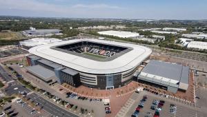 an overhead view of a baseball stadium with a building at Langham Lake House Spacious 5 BR House with Free Parking in Milton Keynes
