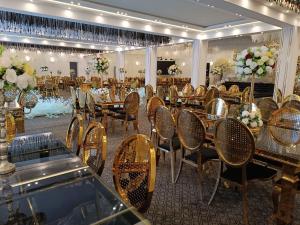 Restaurace v ubytování Ras El Bar Apartments Armed Forces + 37 fotografií