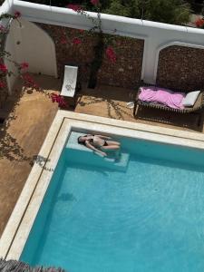 Πισίνα στο ή κοντά στο Hidden Gem 5 Bed Villa in Shela with Pool and AC