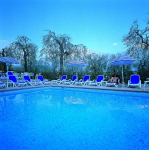 Bazén v ubytování Hotel Garden nebo v jeho okolí