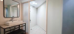 Koupelna v ubytování 喜園旅館Ximen Garden Inn