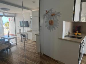 Kuchnia lub aneks kuchenny w obiekcie Marlin I Puerto del Carmen