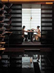 Гості SAVHE Hotel Shenzhen Riverside Times - Free night snacks and afternoon tea