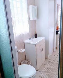 Koupelna v ubytování Freyja's Place - Private cottage sleeps 2 perfect for work or play