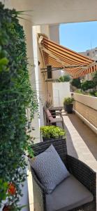 Posedenie v ubytovaní Luxury Apartment Nuneni