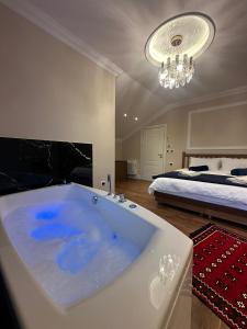 Postel nebo postele na pokoji v ubytování Flored Hotel