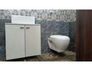 Koupelna v ubytování Hotel sai deogar