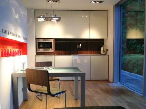 Η κουζίνα ή μικρή κουζίνα στο Glass Loft With Endless Water View