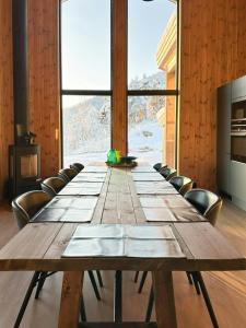 Gallery image ng Cabin Embraced By Extrairdinary Nature sa Hafslo