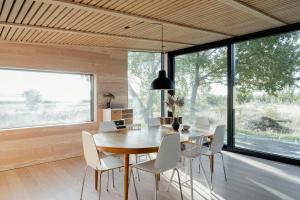 Ảnh trong thư viện ảnh của Feel The Nature Inside In Architect-Designed Gem ở Nibe