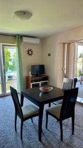 Μια τηλεόραση ή/και κέντρο ψυχαγωγίας στο Sofia