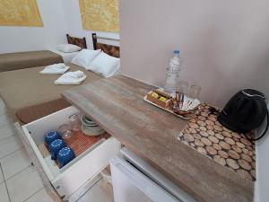 Makanan di atau berdekatan asrama