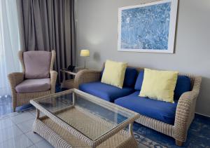 Area tempat duduk di Holiday Club Jardin Amadores