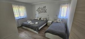Imagen de la galería de Apartman M&L, en Rupa 13 fotos más