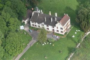 Letecký snímek ubytování Domaine du Val Bruant + 4 fotografie