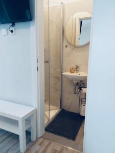 Ένα μπάνιο στο Kosovic Family House +57 φωτογραφίες