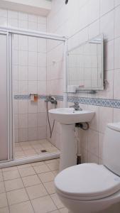 Ένα μπάνιο στο Inapu Ocean View B&B