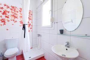 Gallery image of VILLA ARMONIA GUEST HOUSE in Prinos +26 photos