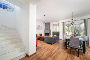 Gallery image of VILLA ARMONIA GUEST HOUSE in Prinos